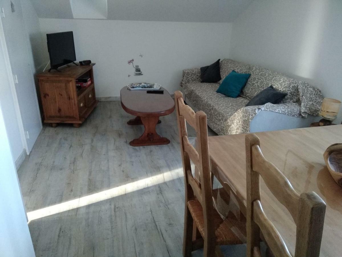 Apartment 60m2 *